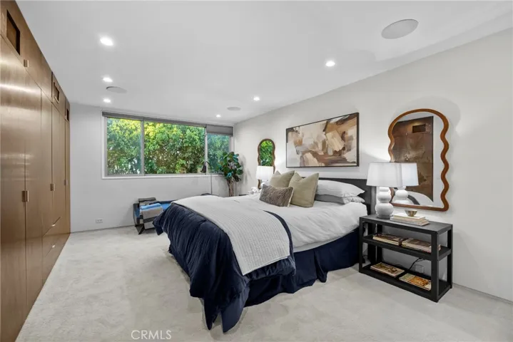 3851 Beverly Ridge, Sherman Oaks, California 91423