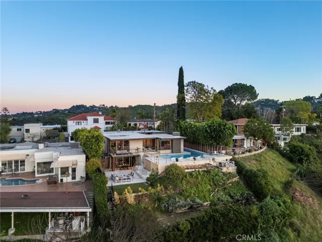 3851 Beverly Ridge, Sherman Oaks, California 91423