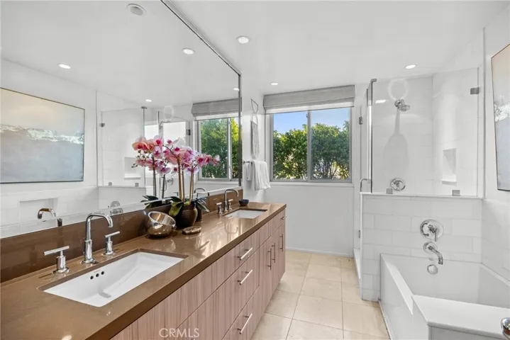 3851 Beverly Ridge, Sherman Oaks, California 91423