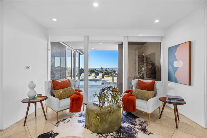 3851 Beverly Ridge, Sherman Oaks, California 91423