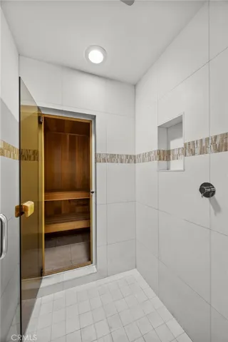 3851 Beverly Ridge, Sherman Oaks, California 91423