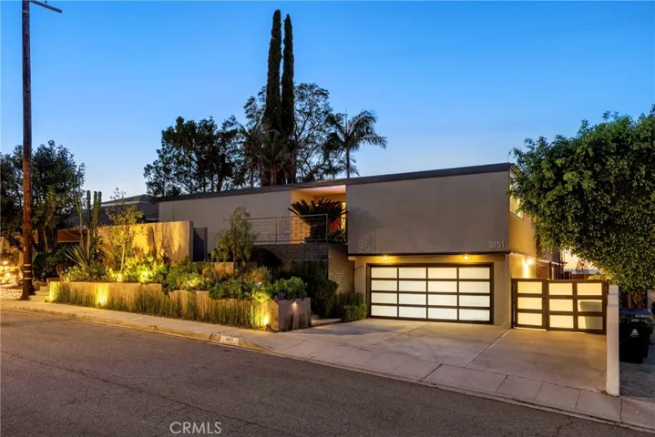 3851 Beverly Ridge, Sherman Oaks, California 91423