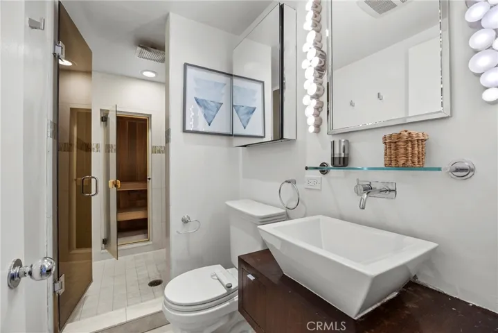 3851 Beverly Ridge, Sherman Oaks, California 91423