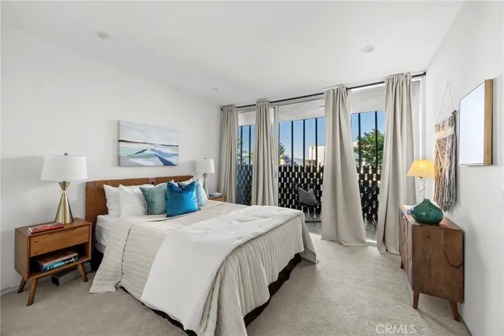 3851 Beverly Ridge, Sherman Oaks, California 91423