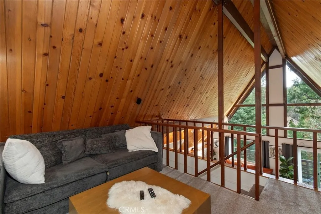 155 Birchwood, Lake Arrowhead, California 92352 home-pic-32