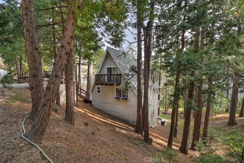155 Birchwood, Lake Arrowhead, California 92352 home-pic-4