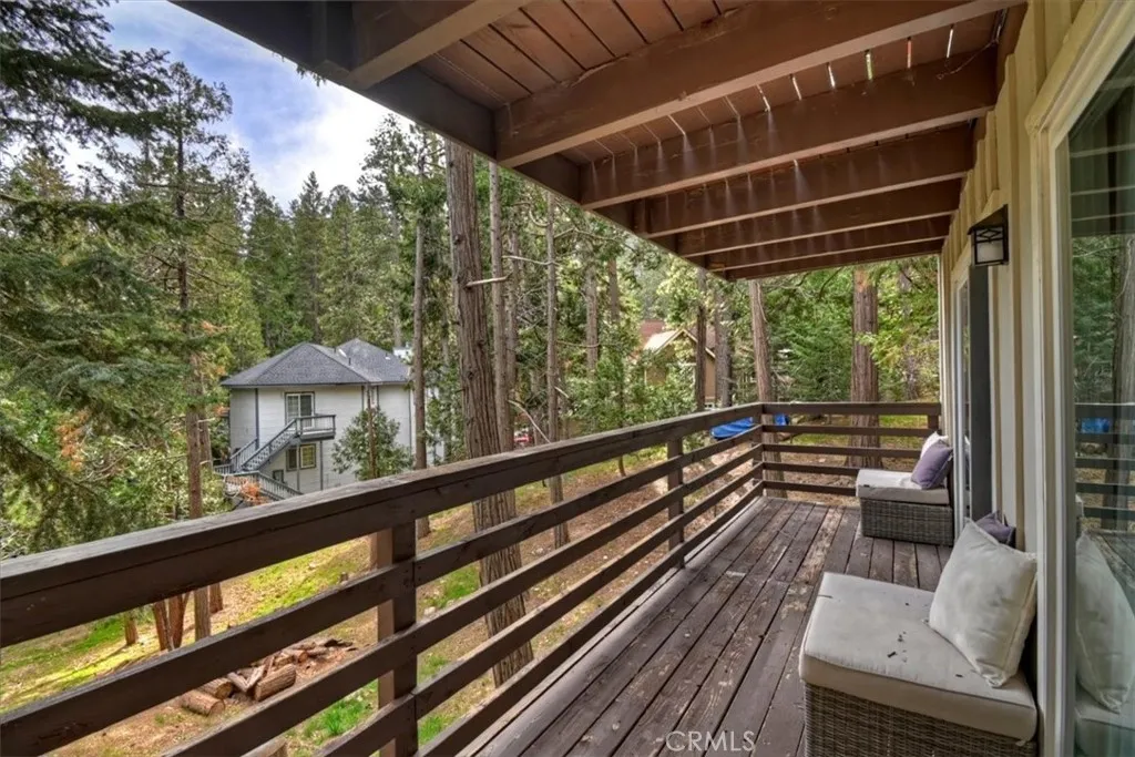 155 Birchwood, Lake Arrowhead, California 92352 home-pic-47