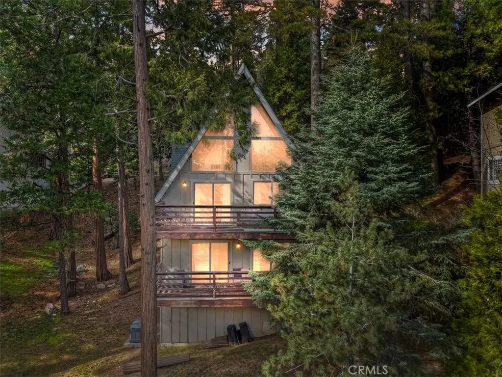 155 Birchwood, Lake Arrowhead, California 92352 home-pic-2