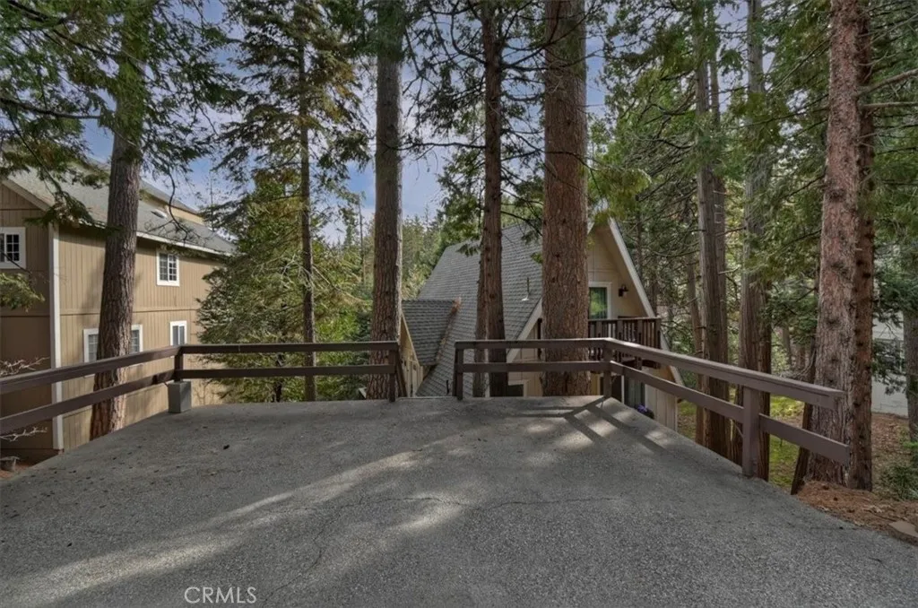 155 Birchwood, Lake Arrowhead, California 92352 home-pic-58