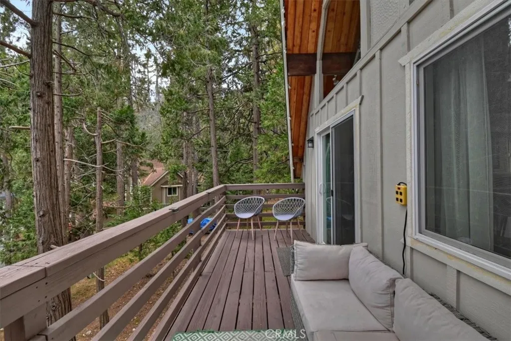 155 Birchwood, Lake Arrowhead, California 92352 home-pic-13