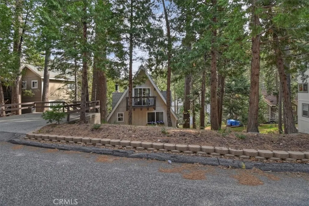 155 Birchwood, Lake Arrowhead, California 92352 home-pic-54