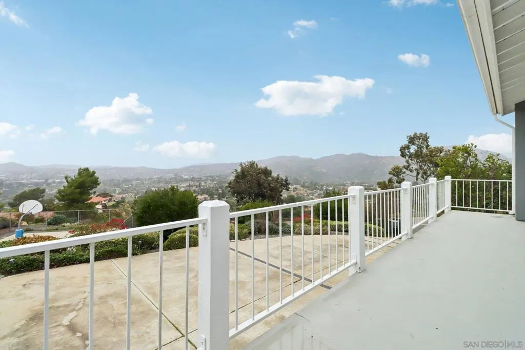 1240 Vista Sierra Drive, El Cajon, California 92019 home-pic-43