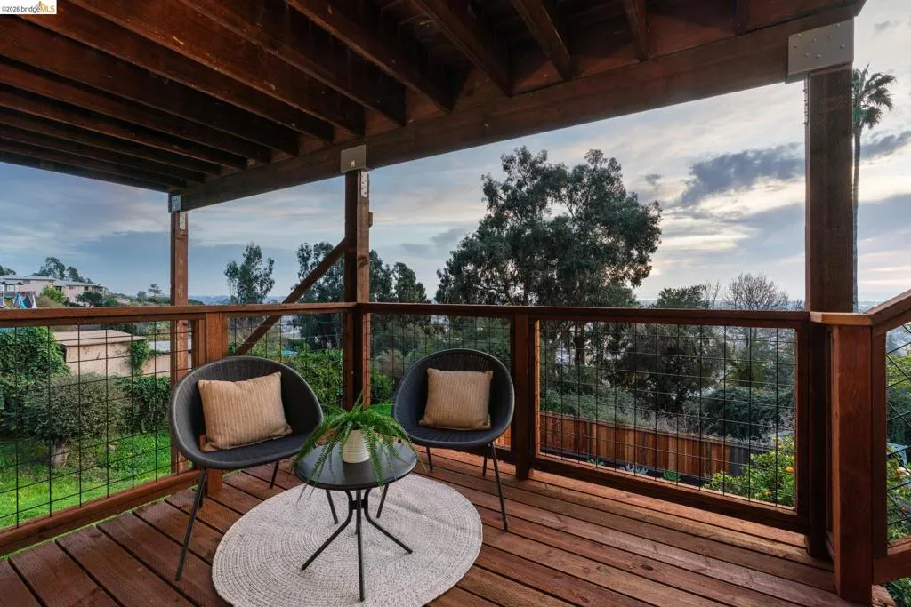 7807 7807 Outlook Ave, Oakland, California 94605 home-pic-27