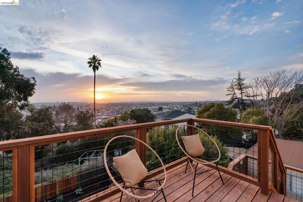 7807 7807 Outlook Ave, Oakland, California 94605 home-pic-20