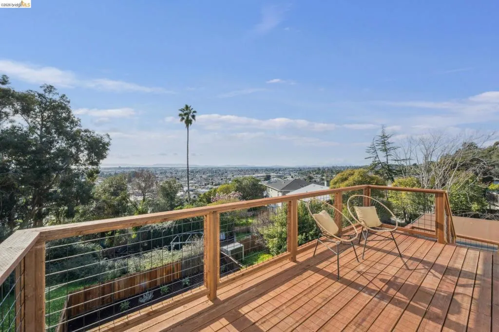 7807 7807 Outlook Ave, Oakland, California 94605 home-pic-19