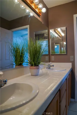 1621 Monterey Way, San Jacinto, California 92583
