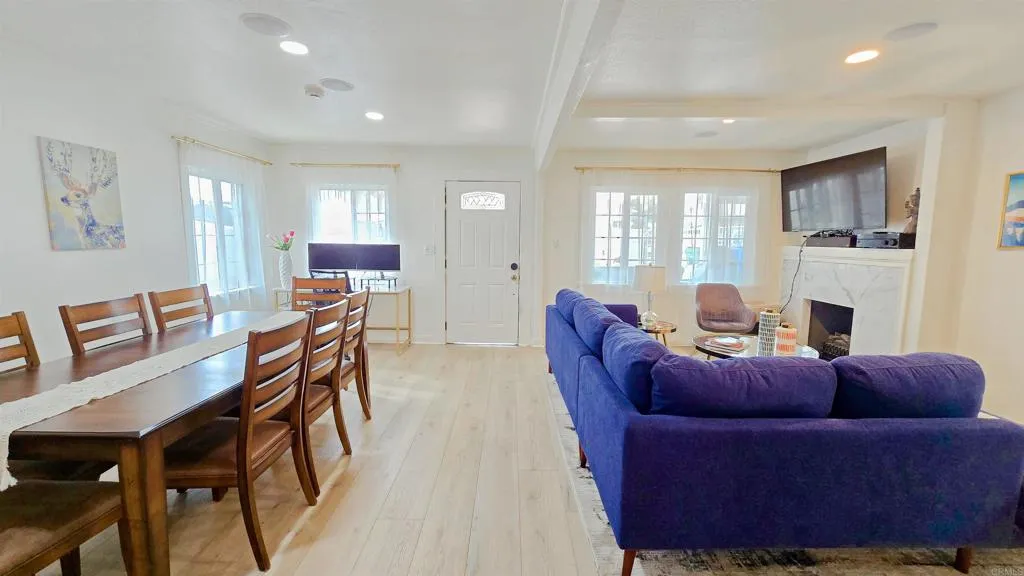 4383 Van Dyke Avenue, San Diego, California 92105 home-pic-4