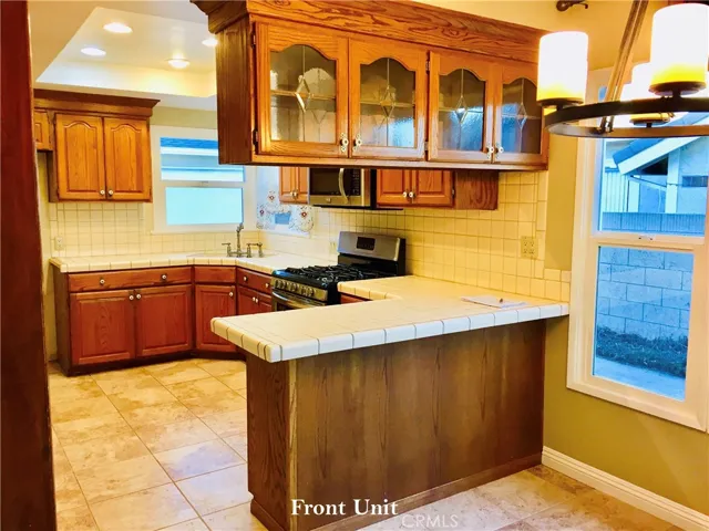 Front Unit - Kitchen