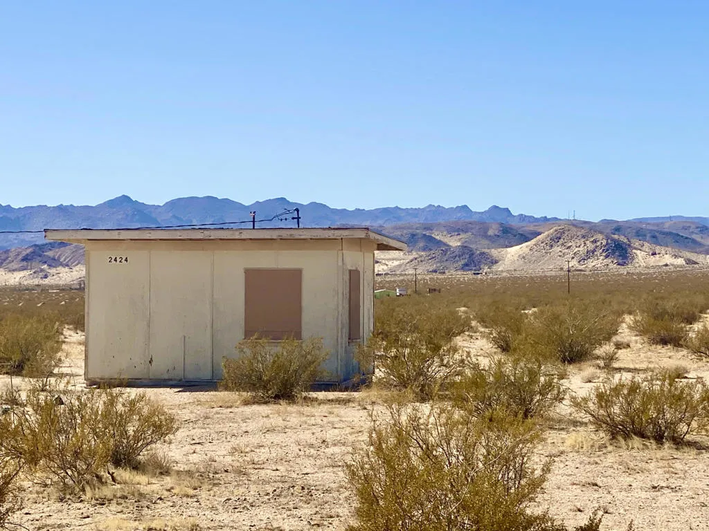 2424 Maize Road, Twentynine Palms, California 92277 home-pic-6