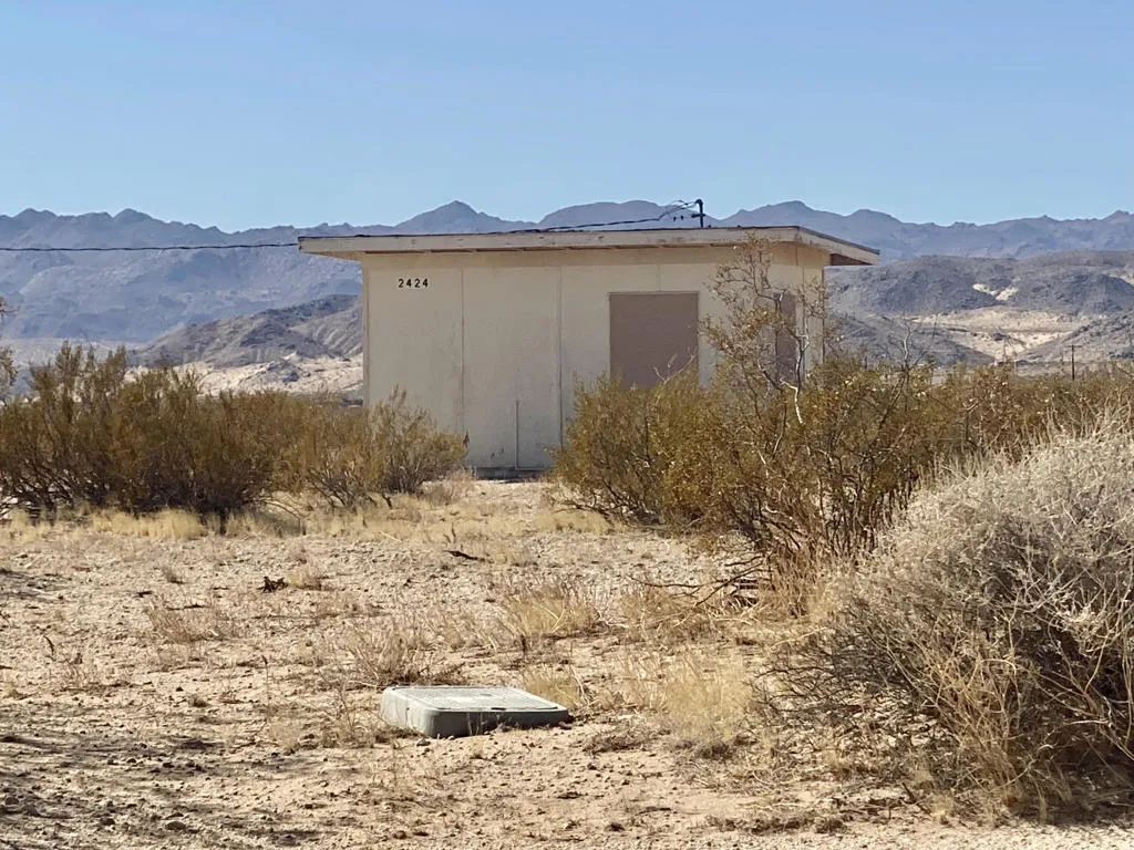 2424 Maize Road, Twentynine Palms, California 92277 home-pic-16