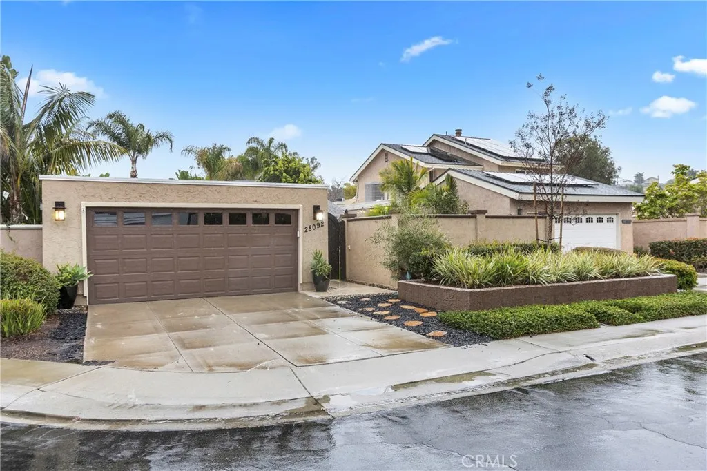 28092 Pinnacles Court, Laguna Niguel, California 92677 home-pic-1