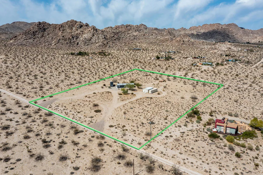 7122 Sunkist Road, Joshua Tree, California 92252 home-pic-13