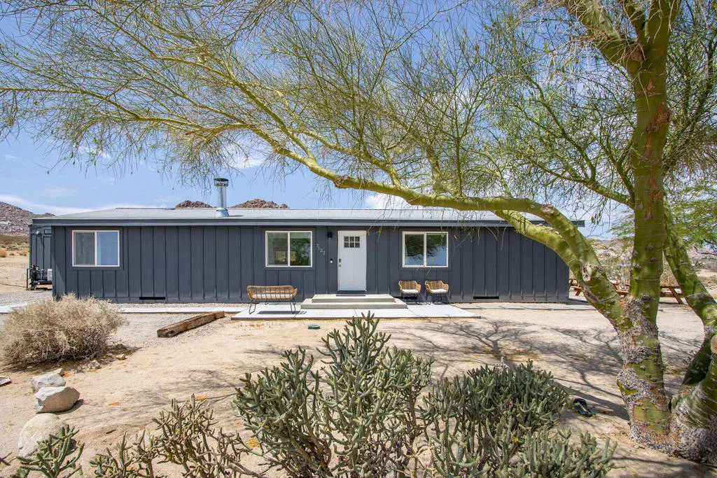 7122 Sunkist Road, Joshua Tree, California 92252 home-pic-2