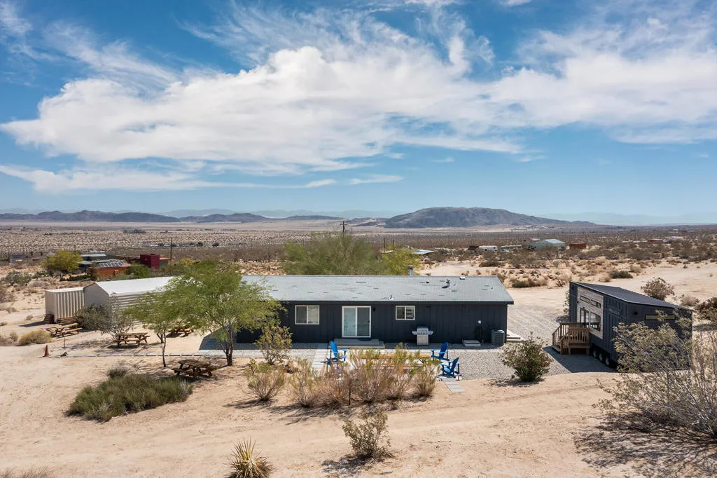 7122 Sunkist Road, Joshua Tree, California 92252 home-pic-7