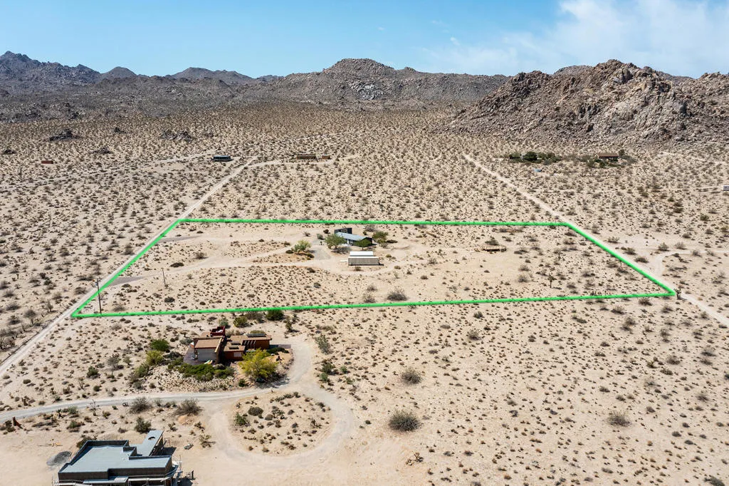 7122 Sunkist Road, Joshua Tree, California 92252 home-pic-14