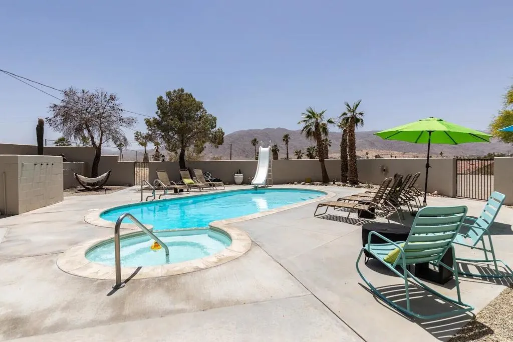 73633 Desert Trail Drive, Twentynine Palms, California 92277 home-pic-29