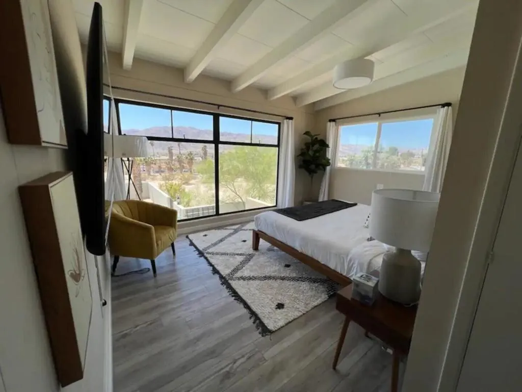 73633 Desert Trail Drive, Twentynine Palms, California 92277 home-pic-38