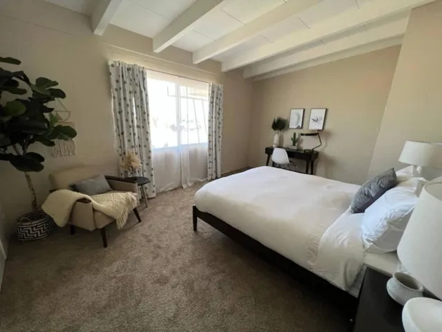 73633 Desert Trail i10=-