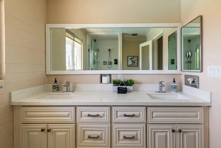 73633 Desert Trail i65=-