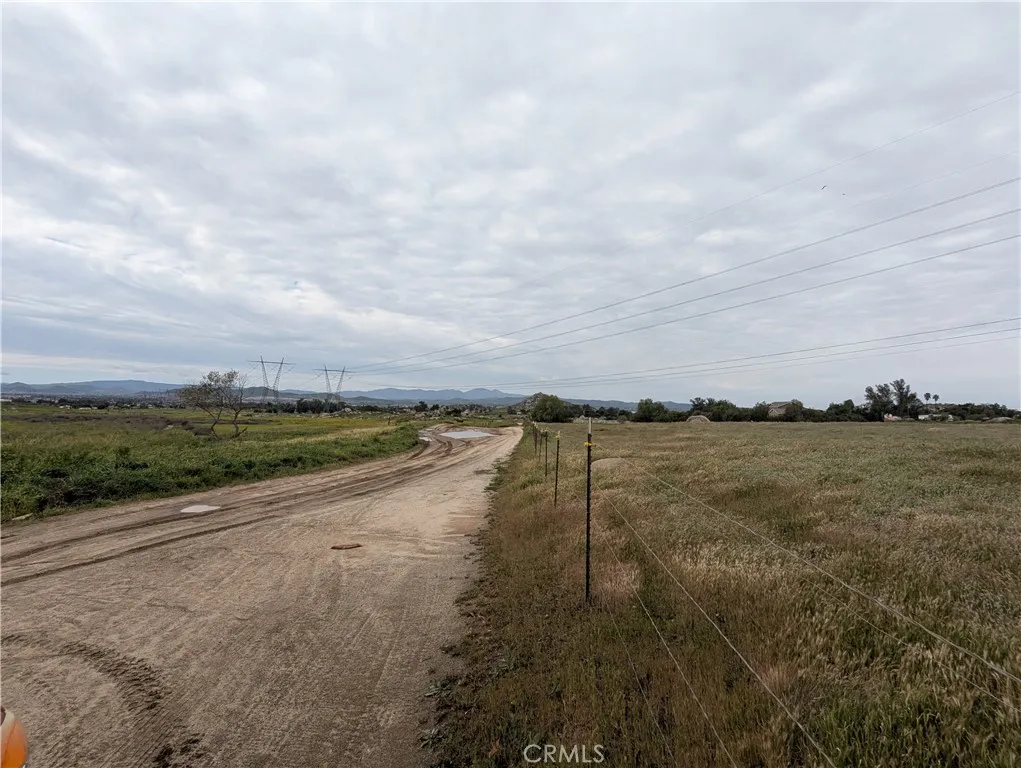 29720 Mountain, Menifee, California 92585 home-pic-59