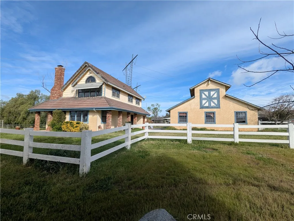 29720 Mountain, Menifee, California 92585 home-pic-3
