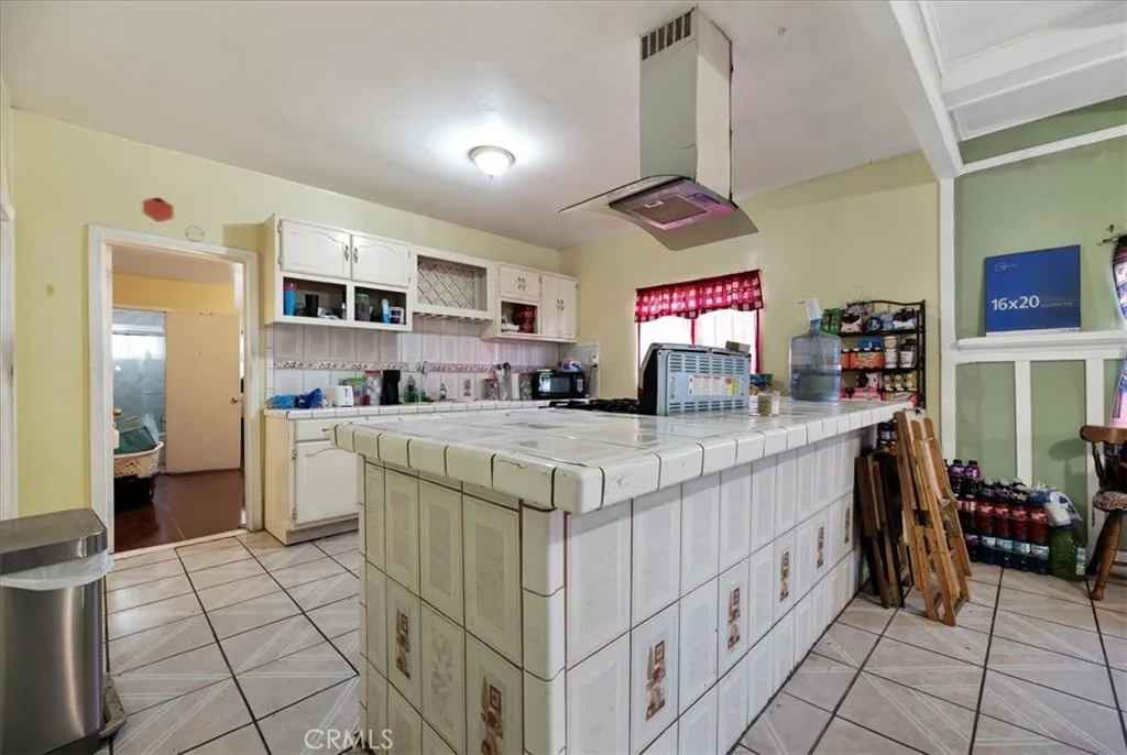 9223 Parmelee, Los Angeles, California 90002 home-pic-6