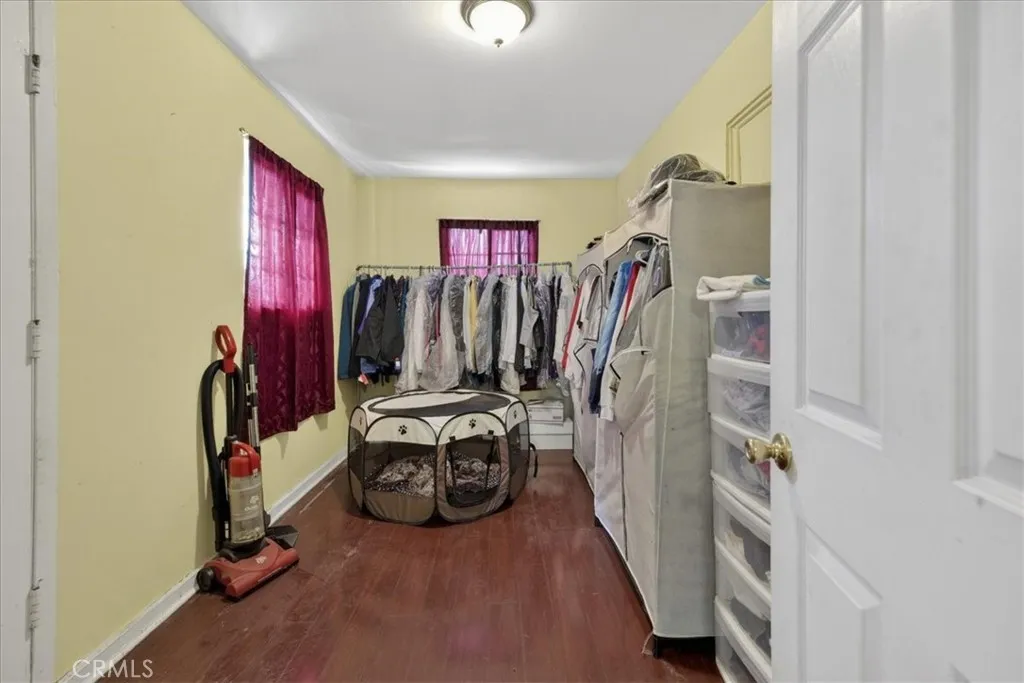 9223 Parmelee, Los Angeles, California 90002 home-pic-10