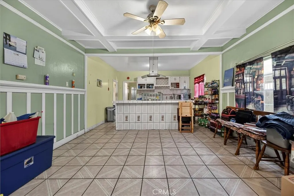9223 Parmelee, Los Angeles, California 90002 home-pic-2