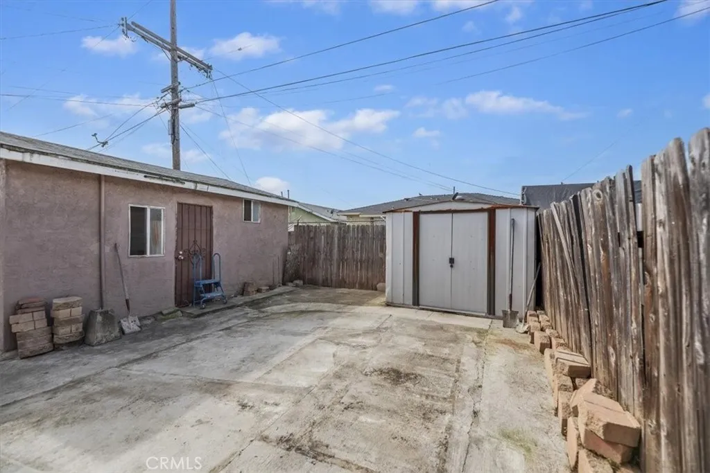 9223 Parmelee, Los Angeles, California 90002 home-pic-17