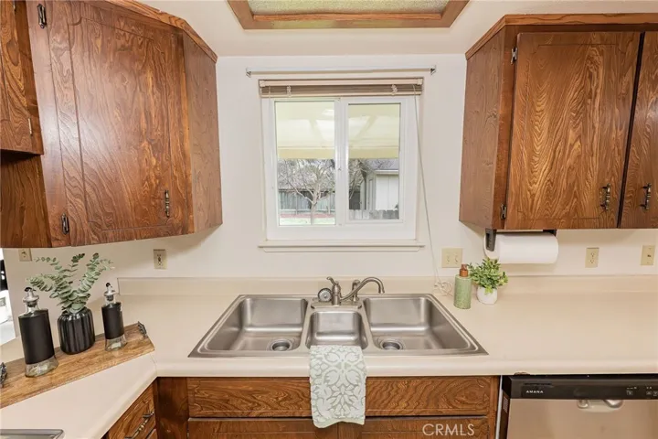 Double sink with Vegetable sink in the middle