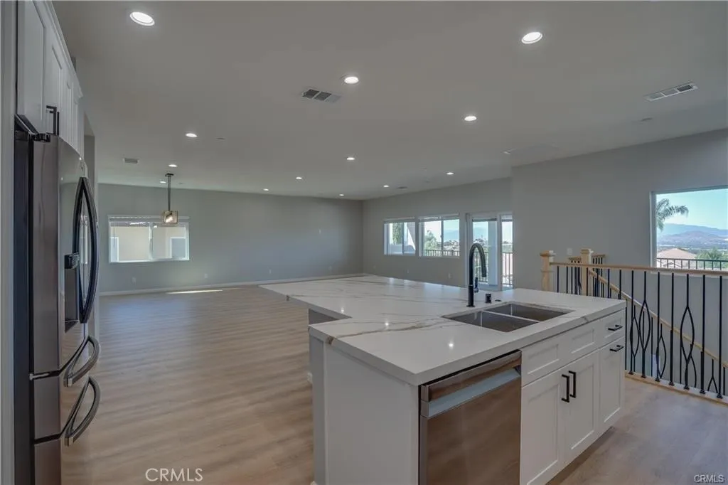 14473 Dove Canyon, Riverside, California 92503 home-pic-9