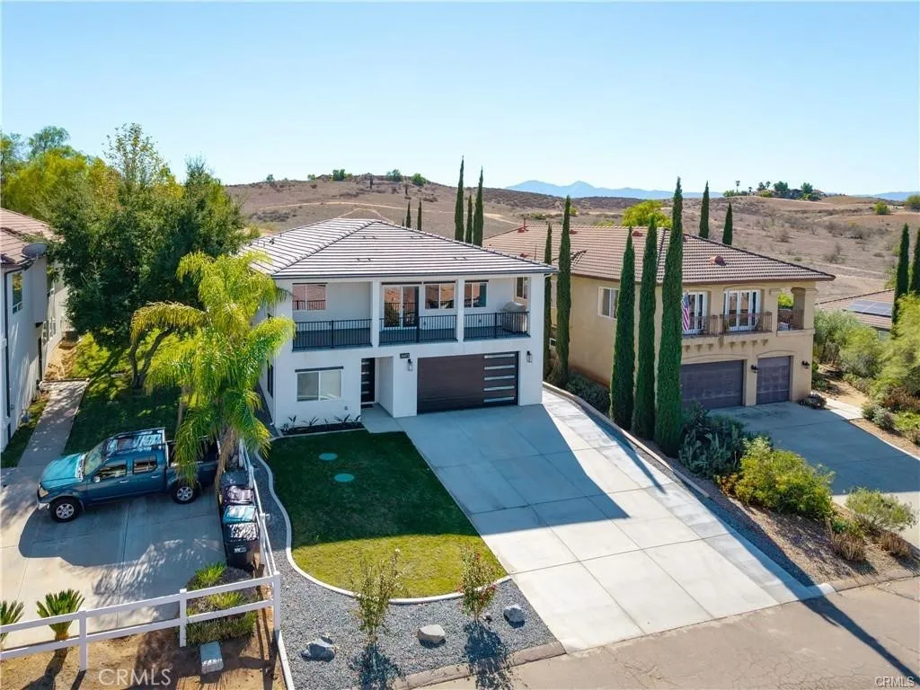 14473 Dove Canyon, Riverside, California 92503 home-pic-4