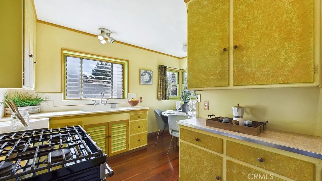 233 Cresta, San Gabriel, California 91775 home-pic-11
