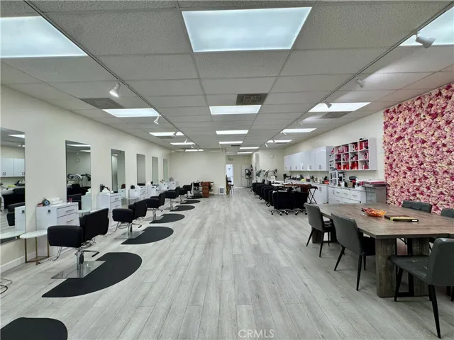 Welcome to your new beauty salon