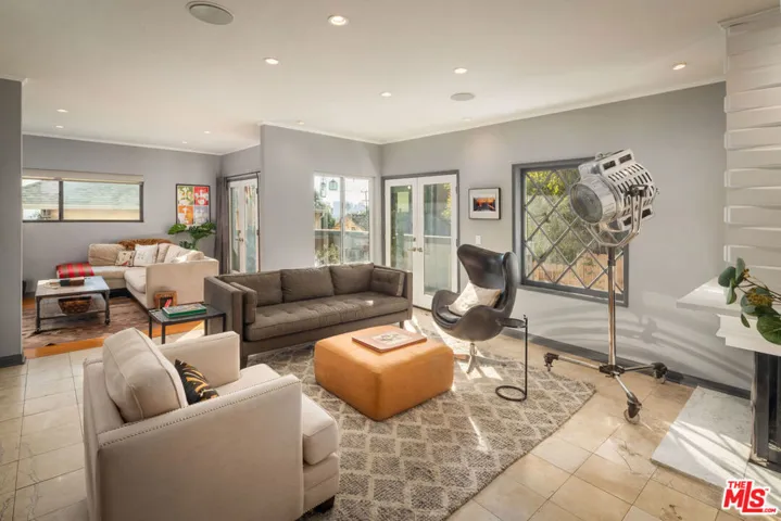 1133 N Clark Street 103, West Hollywood, California 90069