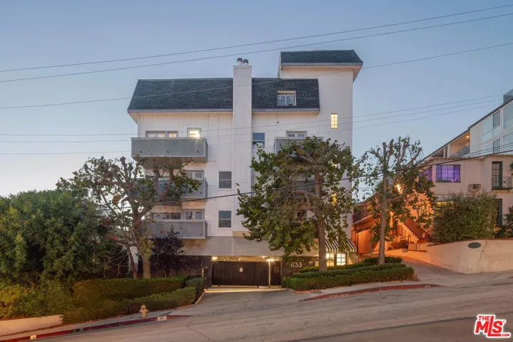 1133 N Clark Street 103, West Hollywood, California 90069