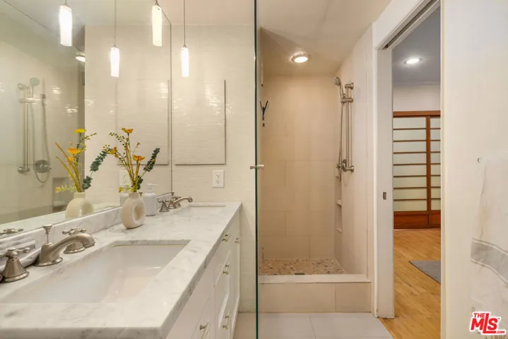 1133 N Clark Street 103, West Hollywood, California 90069