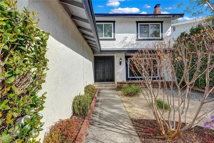 10214 Hanna, Chatsworth, California 91311