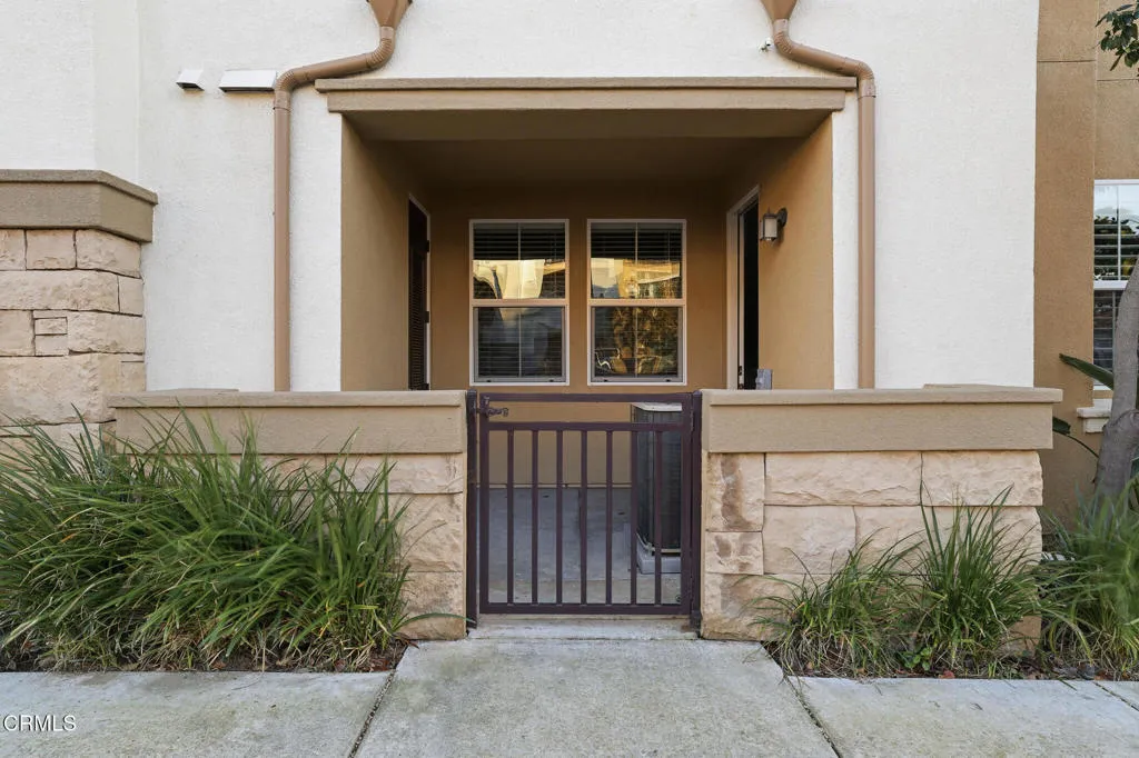 259 Riverdale Court 241, Camarillo, California 93012 home-pic-25