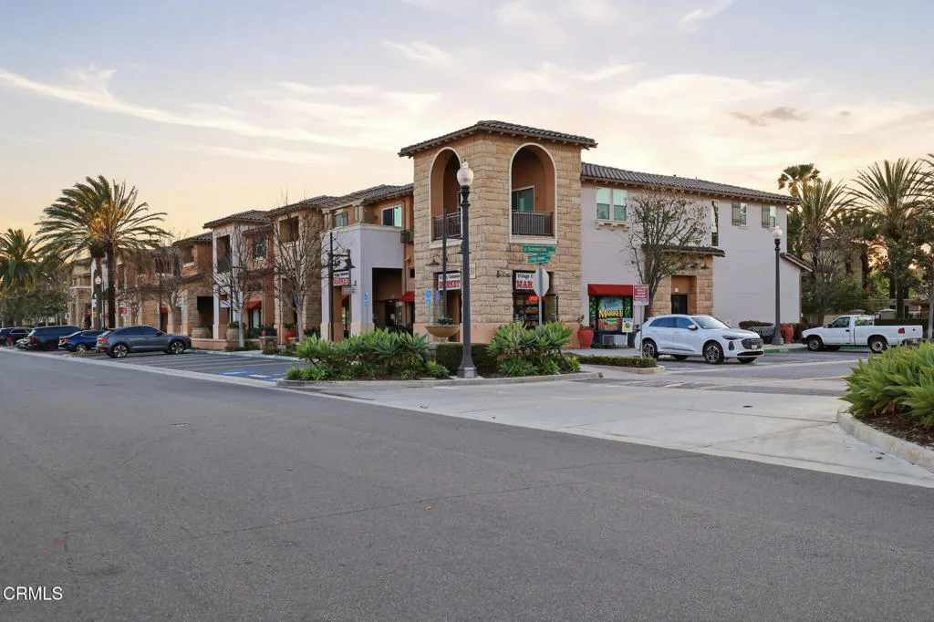 259 Riverdale Court 241, Camarillo, California 93012 home-pic-27